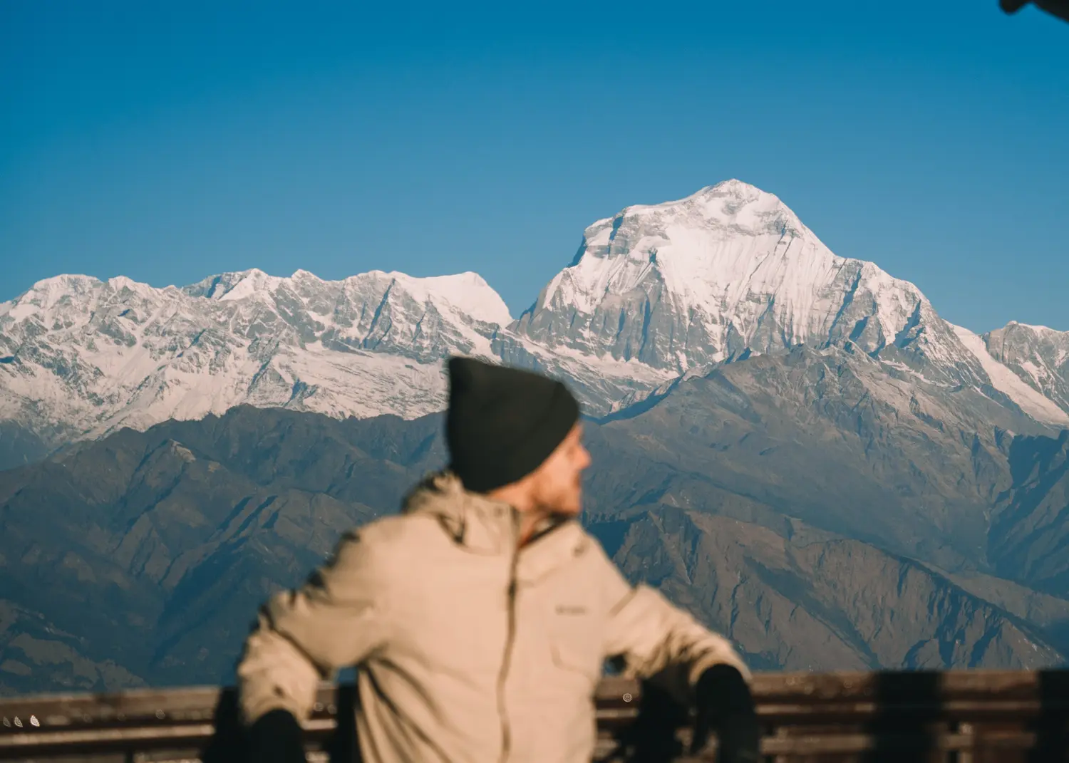 ragazzo himalaya background